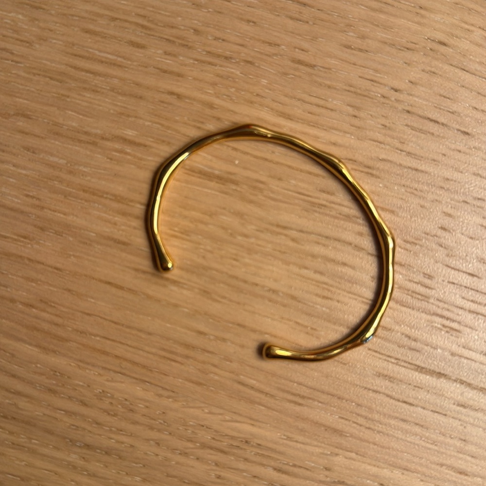 Missoma gold pleated bangle - Picture 4 of 4